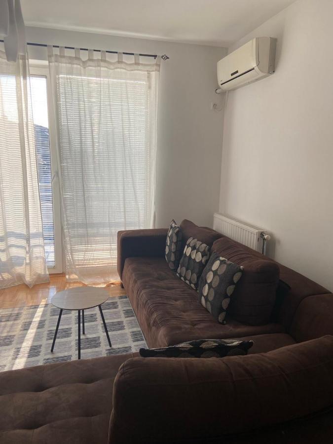 My Place Pristina Exterior foto